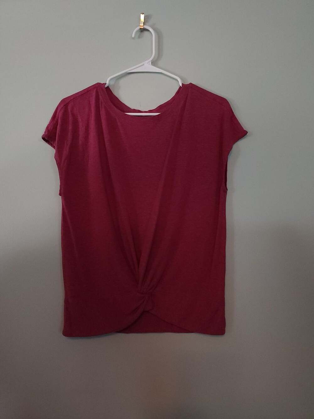 ​Casualchic Athleisure prAna Women's Twist-Front Short Sleeve T-Shirt